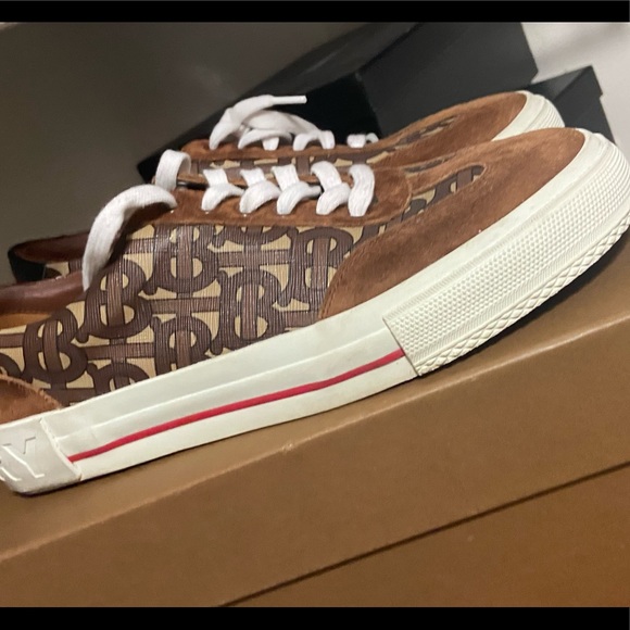 Burberry  Nelson Monogram sneakers - Picture 1 of 6